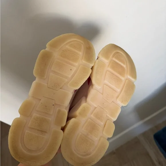 Max Mara Weekend Women's Pink and White Sneakers - Picture 8 of 9